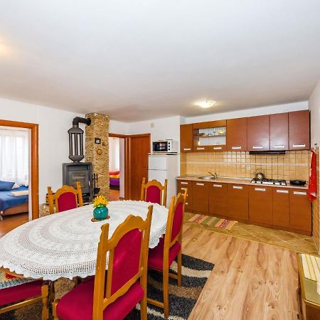 Vacation House Loreta Sveti Rok Eksteriør billede