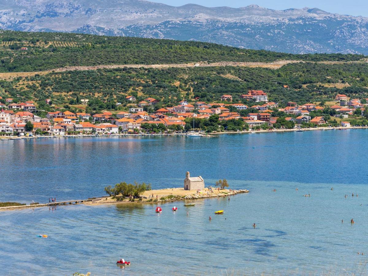 Vacation House Loreta Sveti Rok Eksteriør billede